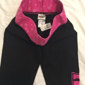 M&M'S WORLD Cropped Yoga Pant Brand New Athleisure